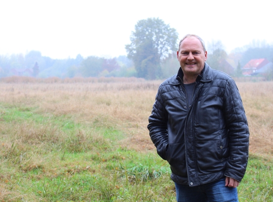 Raadslid Mark Van den Wouwer aan Kruisveld